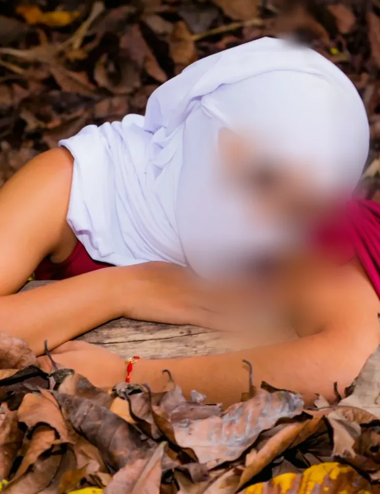 Astrid, 26
