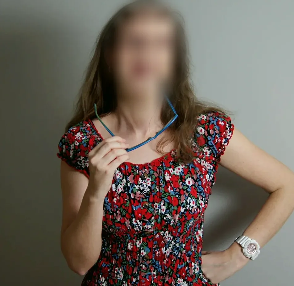 Layla, 35